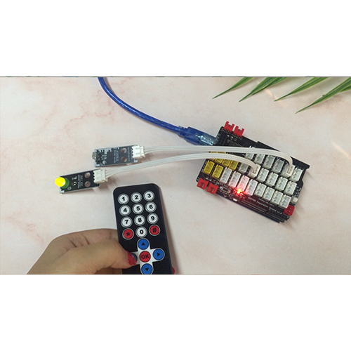 Graphical Programming Kit for Learn Coding with Arduino IDE12 – Infrared Remote Control the LED