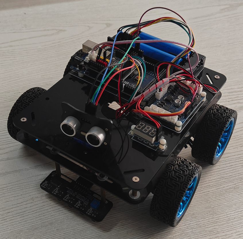 V5 Generic Robot Car for Raspberry Pi and Arduino: Line Tracking by Arduino