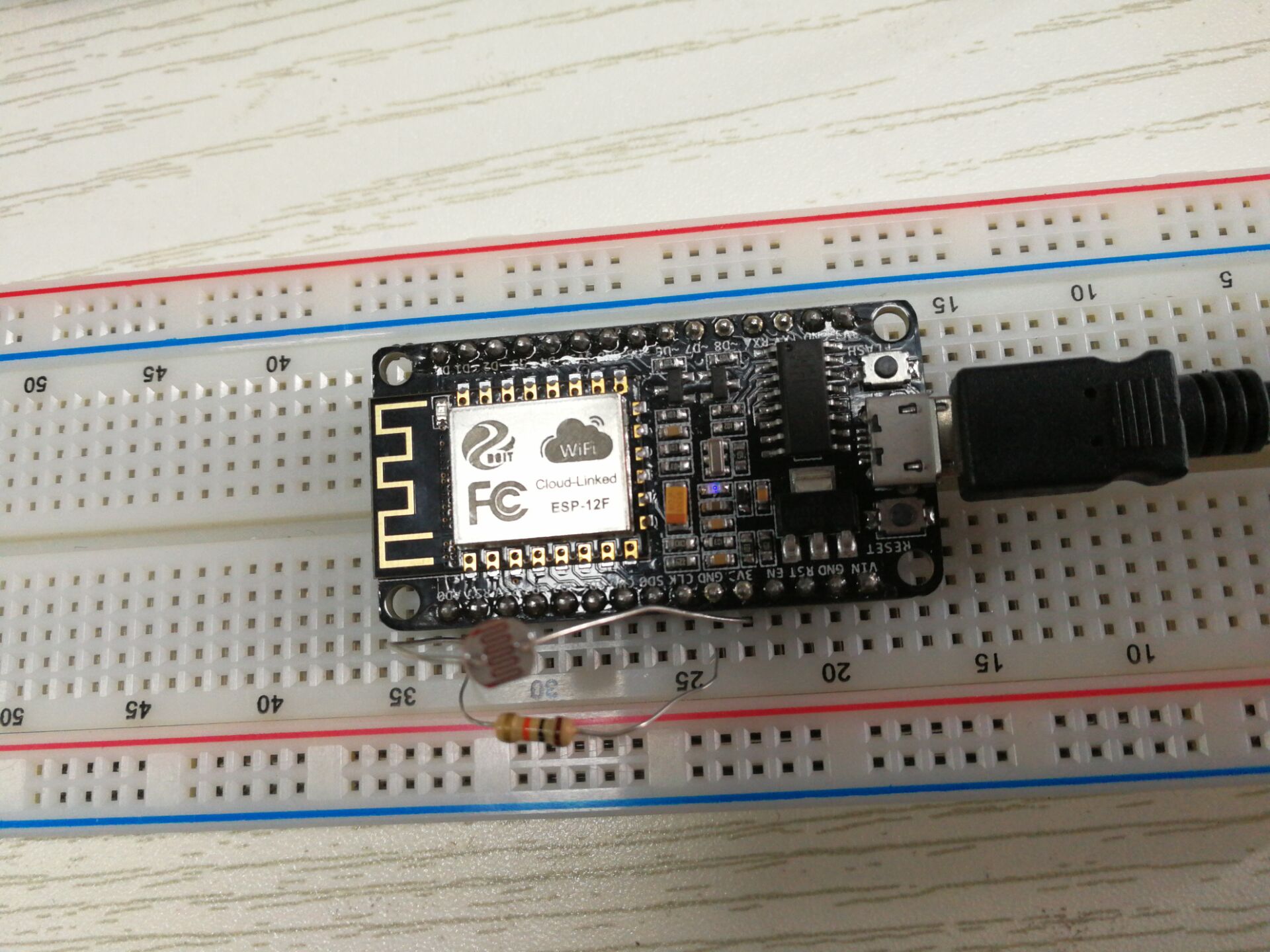 NodeMCU Lesson 9 — Light Sensor & MQTT « osoyoo.com